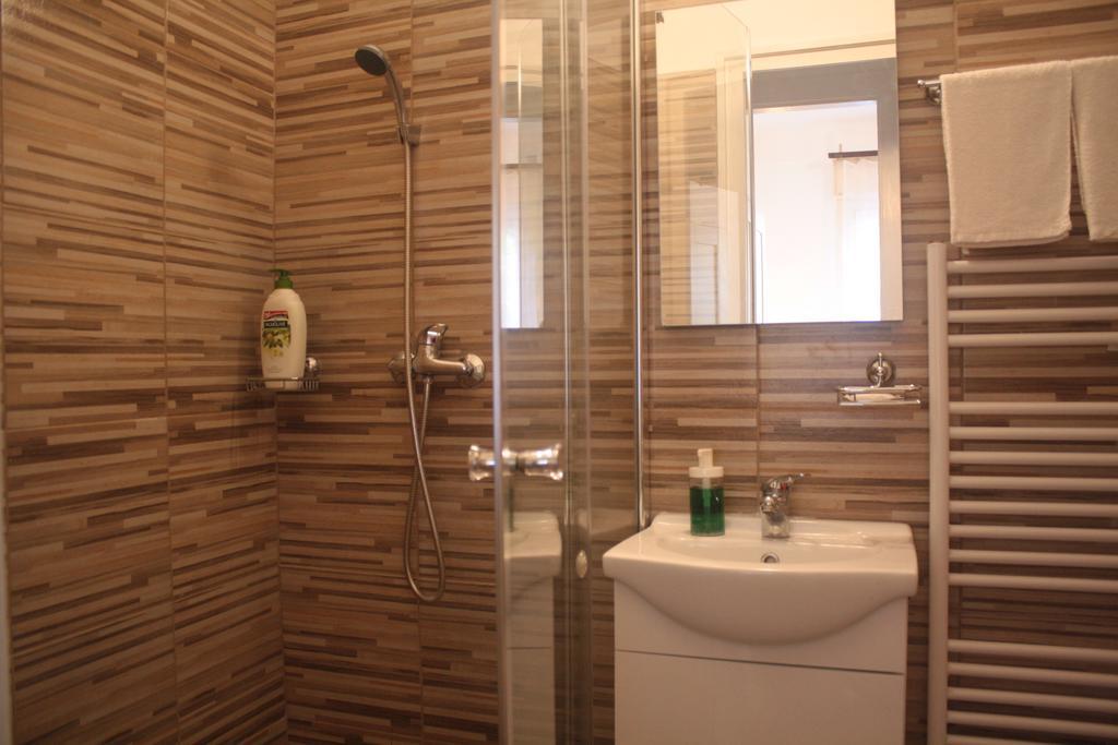 O-Ujlak Apartman Budapest Esterno foto