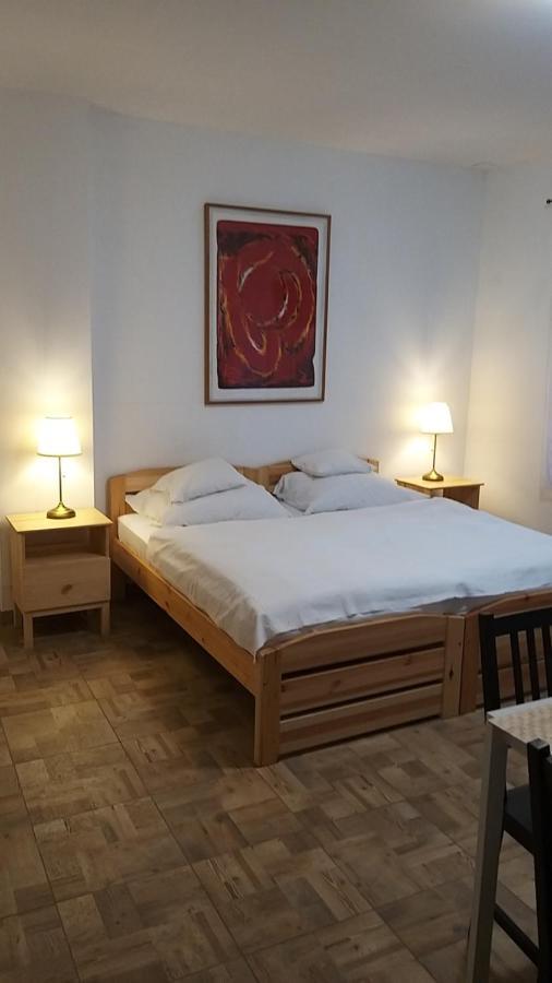 O-Ujlak Apartman Budapest Esterno foto